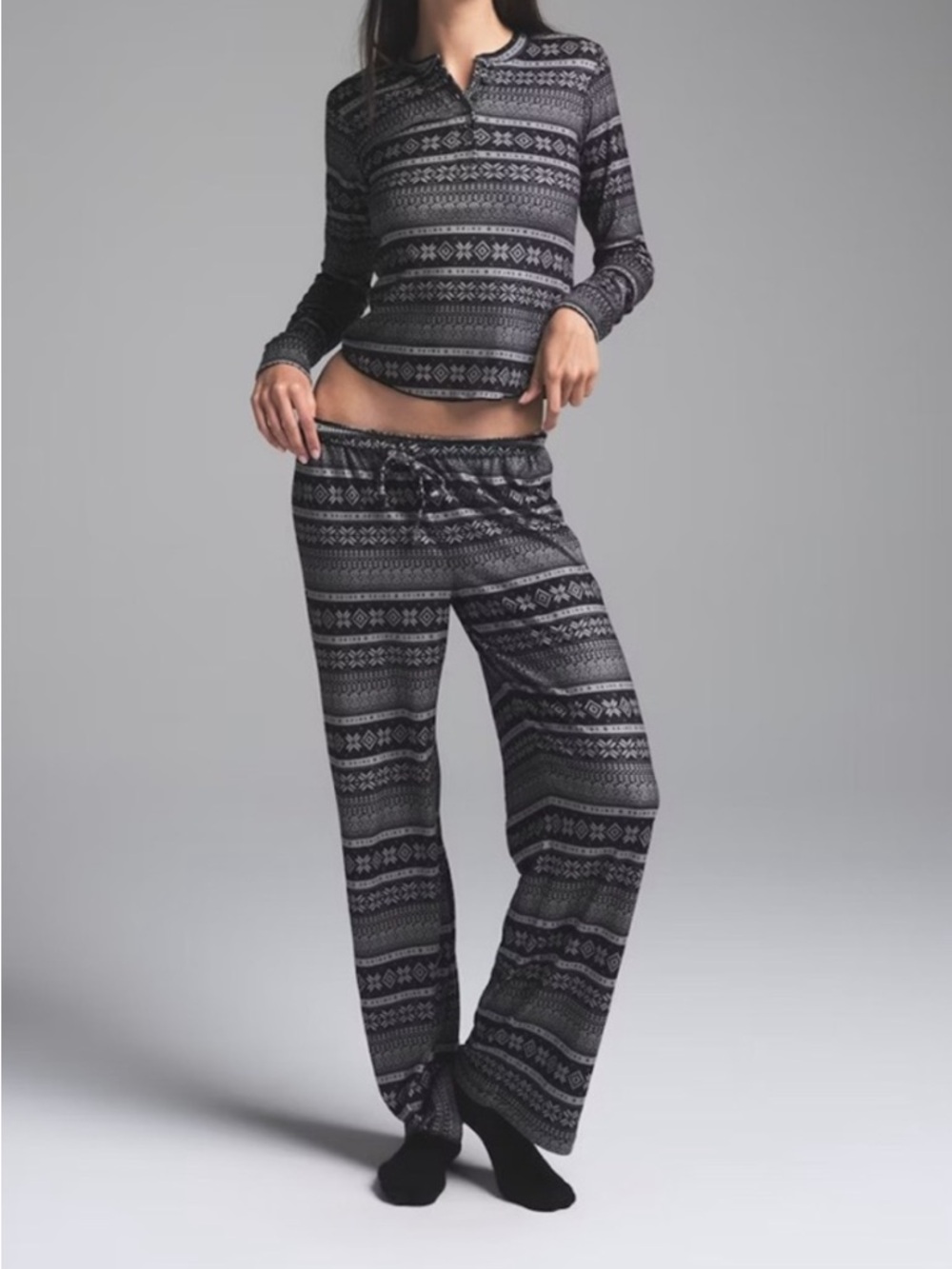 SKIMS Pajama Set XMAS holiday rare M